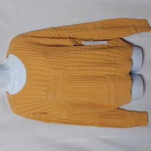 TRIBAL Girl's Yellow Chunky Knitted Sweater. Size G/L
